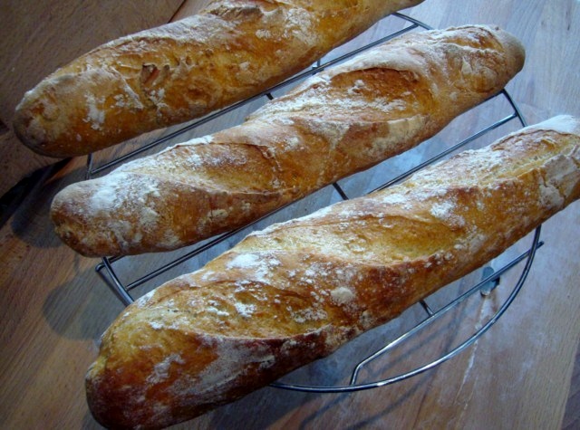Faire ses baguettes de pain à la farine artisanale Maurice - Les